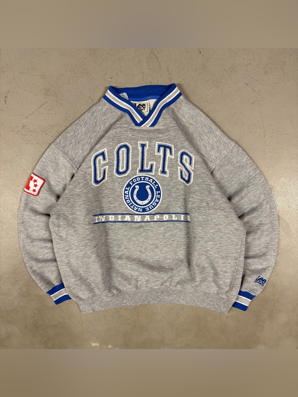 Vintage 90s NFL Indianapolis Colts Football Sportswear Retro Crewneck Sweatshirt